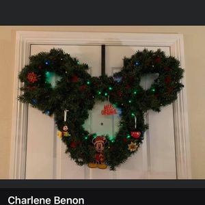 Meet your Posher, Holly